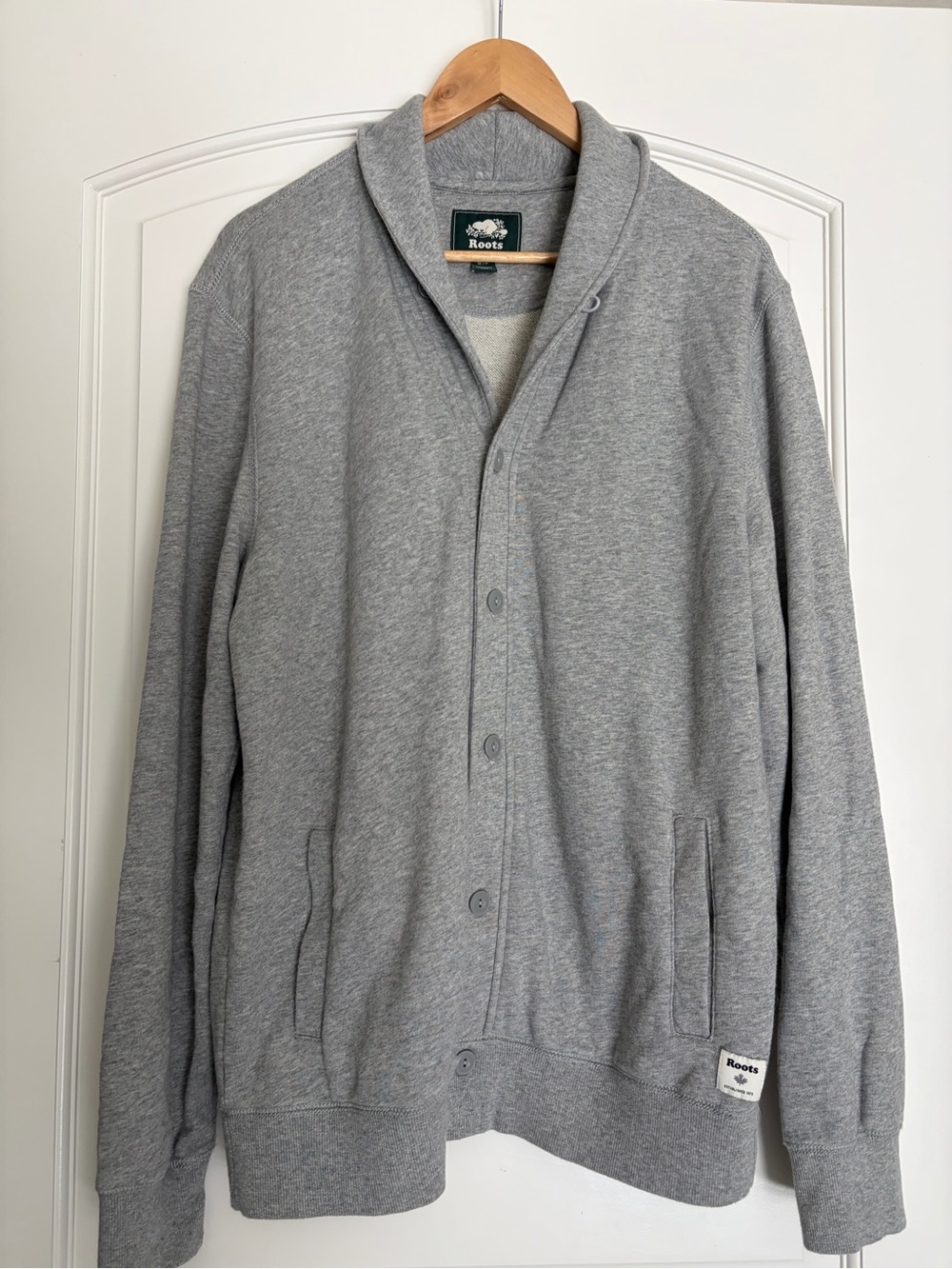 Roots Gray Men’s Button Front Shawl Collar Sweatshirt Cardigan Pockets M